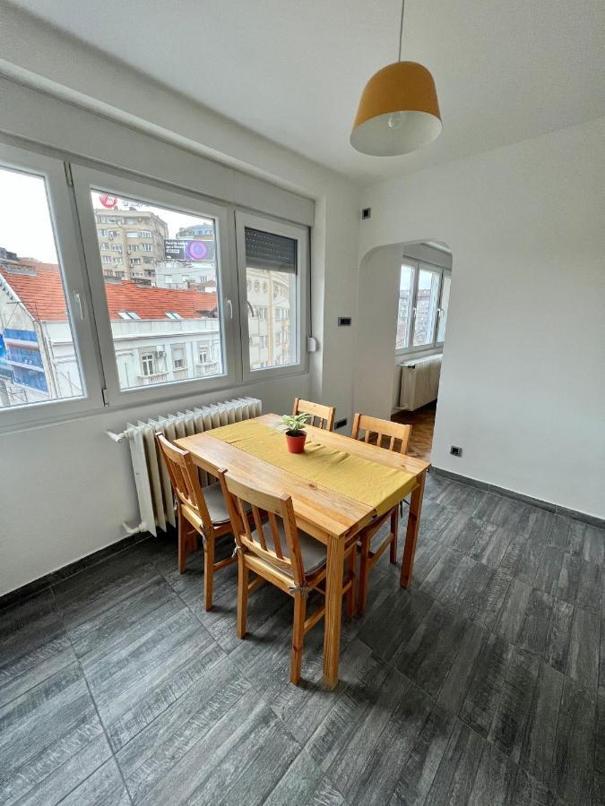 Comfortable Apartment In City Hub Belgrado Exterior foto
