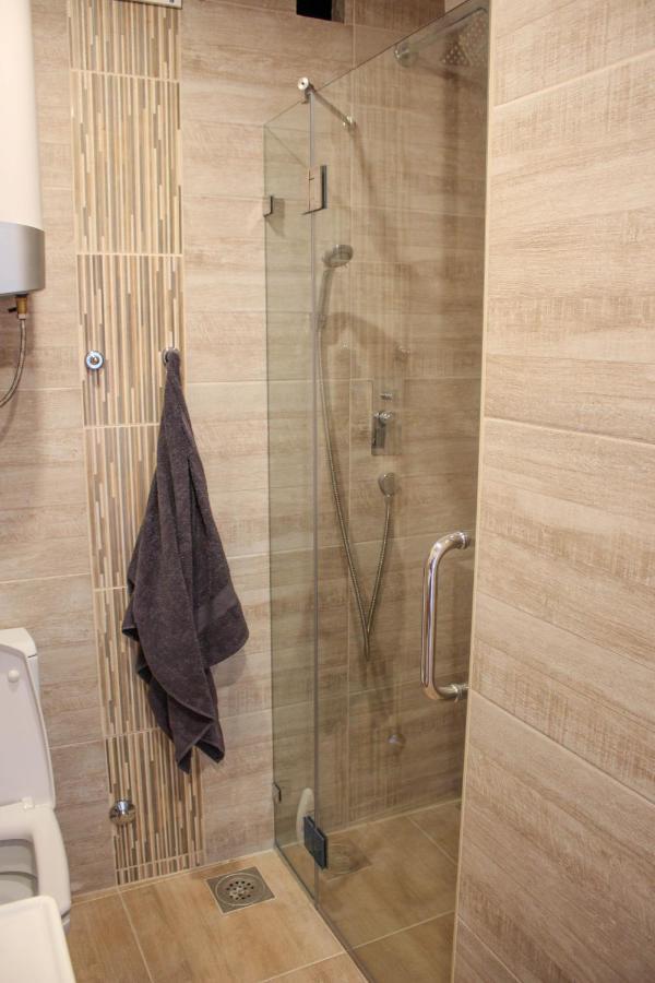 Comfortable Apartment In City Hub Belgrado Exterior foto